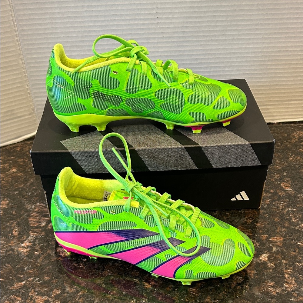 Adidas Predator League FG Junior (Youth) soccer cleat size 3